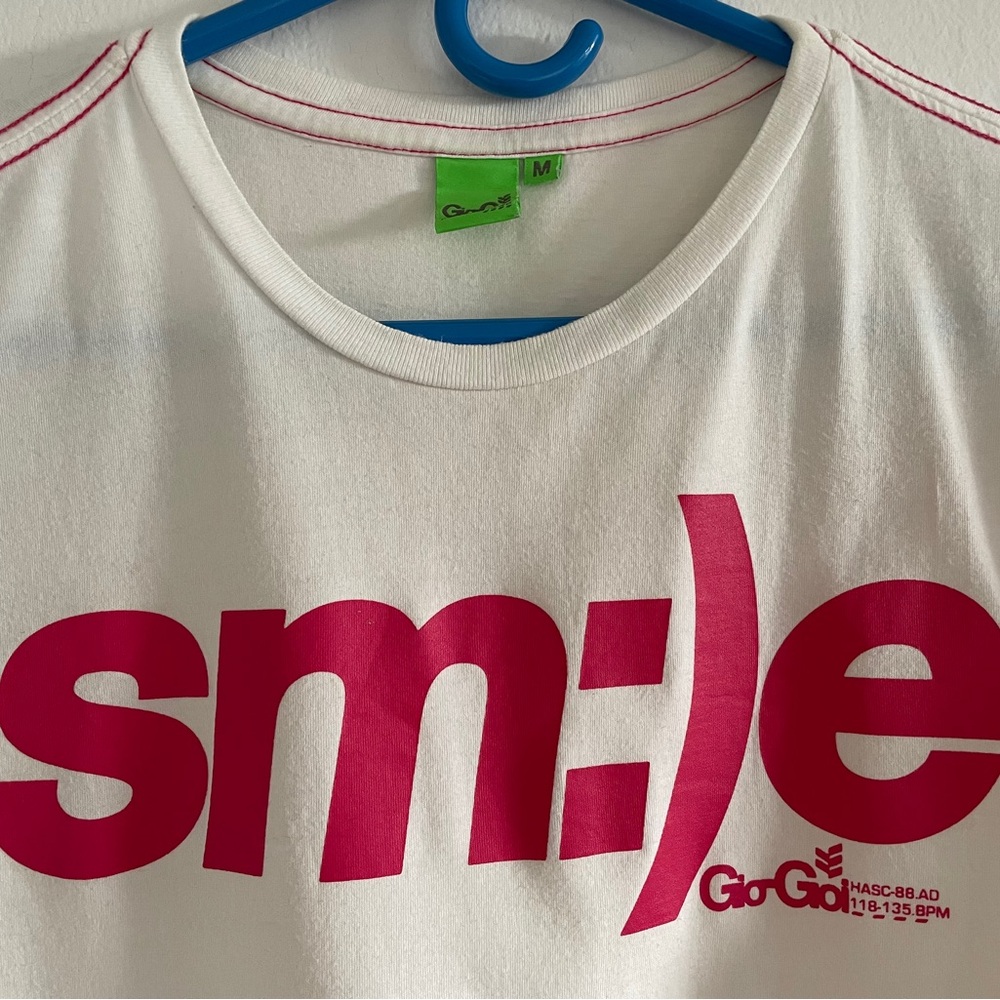 GOGO White and Red Short Sleeve Tee with Smile Design